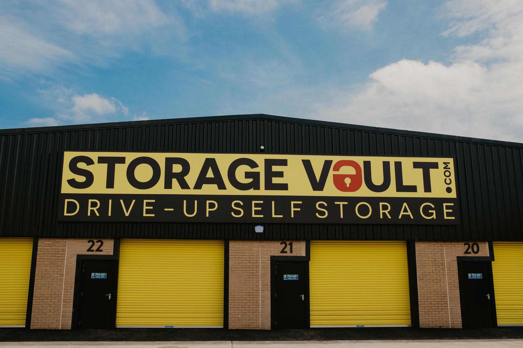 Covault-6 Business self storage in Stirling
