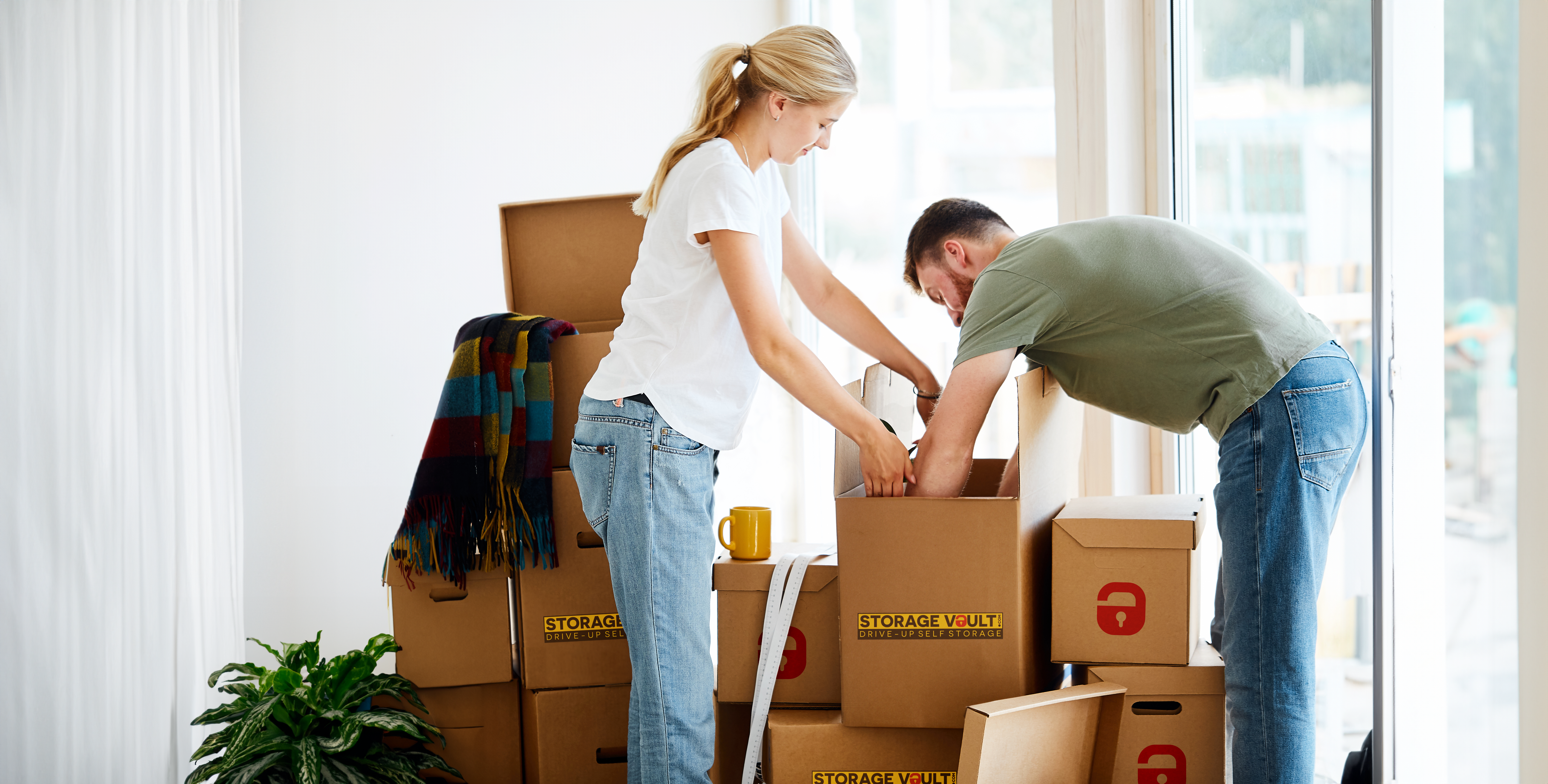 Decluttering self storage