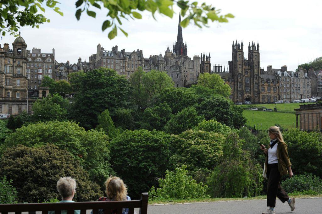 Moving House in Edinburgh